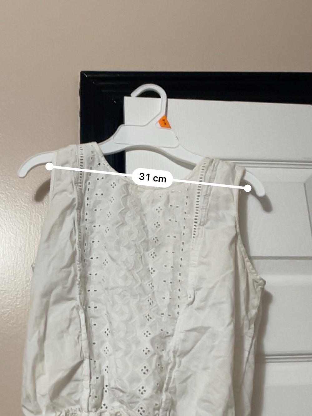 Women's 100% Cotton Size Medium White Eyelet Ruffle Sleeveless Top - Picture 7 of 8